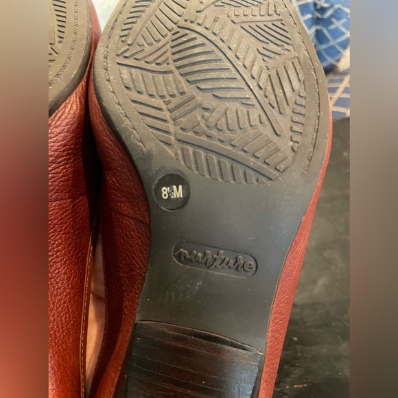 Excellent pre owned condition Nurture slip on leather mules - Picture 3 of 4